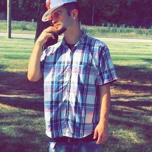 Meet your Posher, Cameron